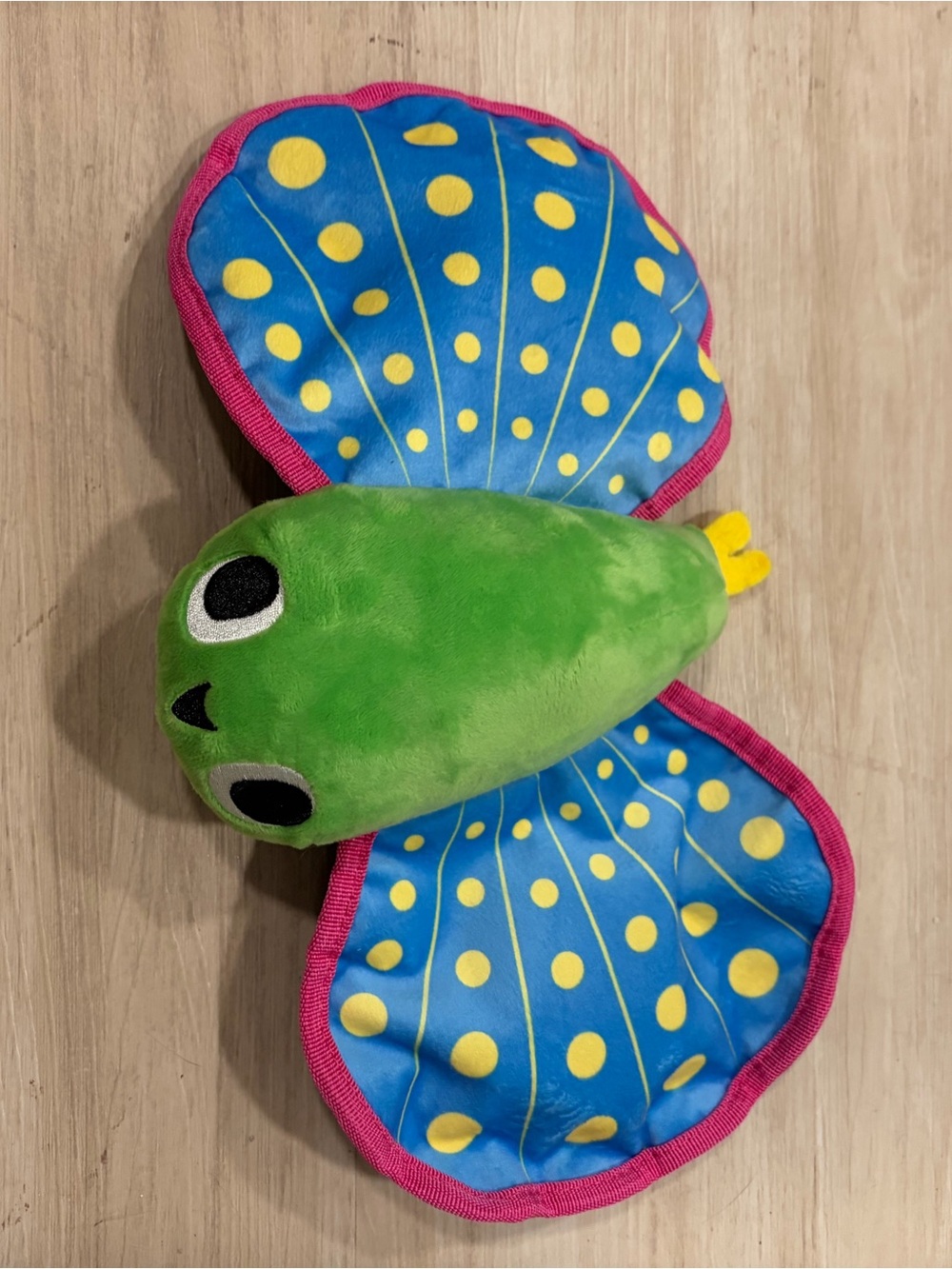 Bark Freddy Flying Fish Dog Toy
